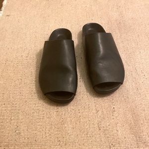 Rick Owens Leather Slippers. Never worn. Have just sat. Very Chic Mens Slippers